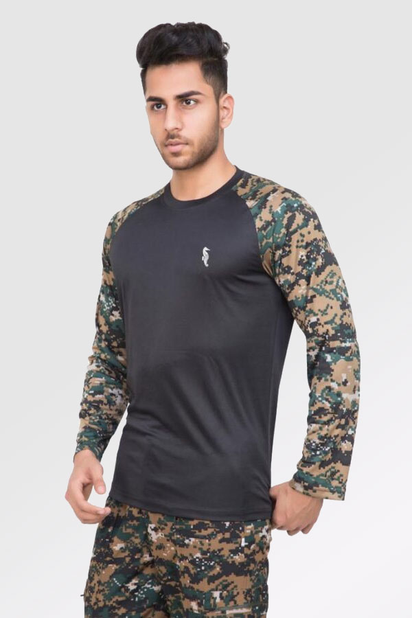 T-SHIRT ROUND NECK COBRA PRINT