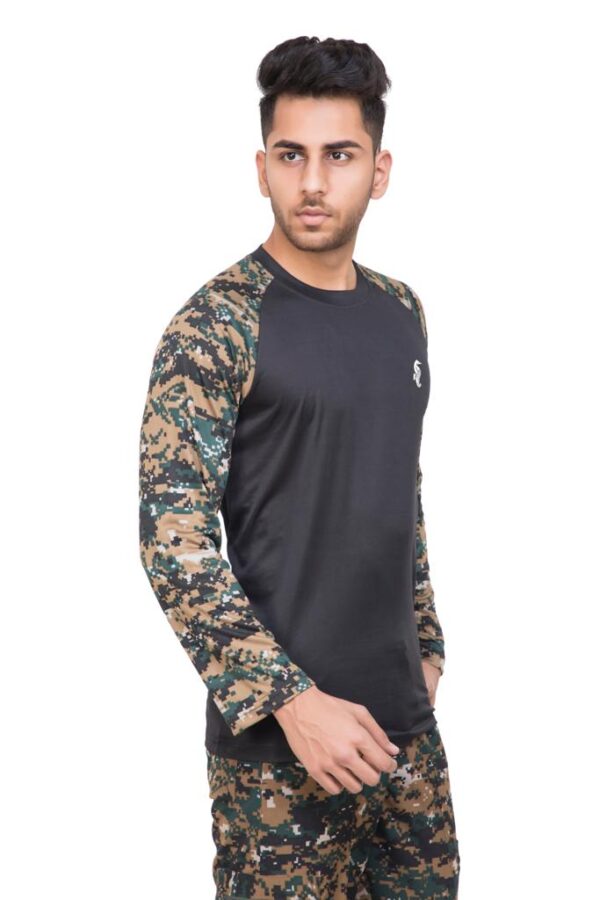 T-SHIRT ROUND NECK COBRA PRINT - Image 4